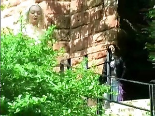 Donnas Nude Sightseeing