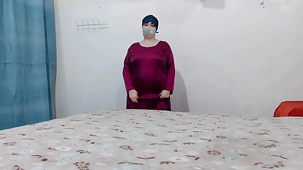 Beautiful Pakistani Aunty Shaking Big Natural Tits